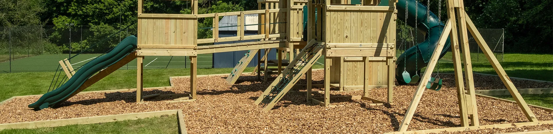 Wood chip & play bark slider image